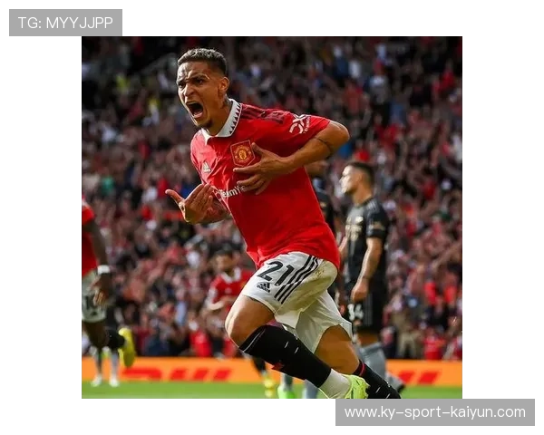 曼联长传反击配合流畅破门，展现王者之风